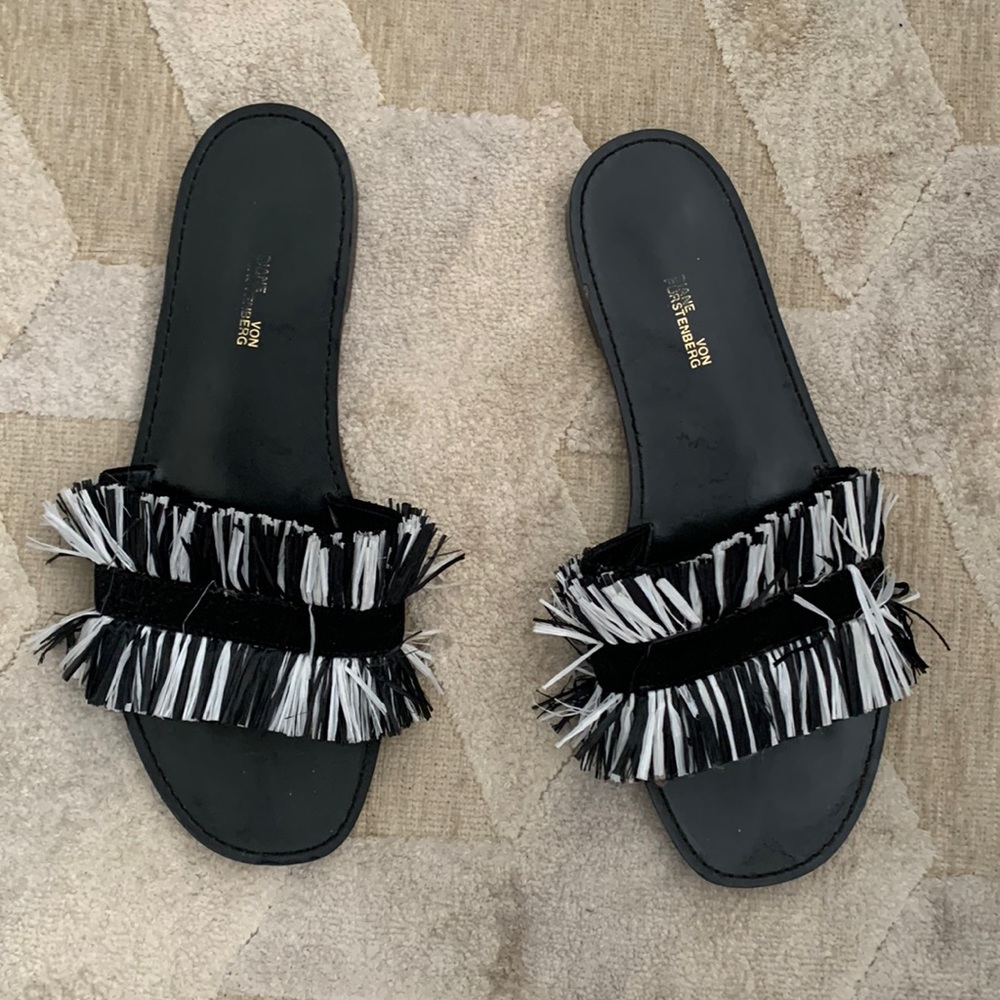 Black & White DVF Straw Flats